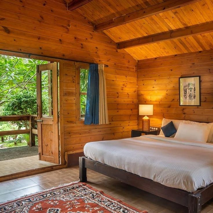 Private Wooden Room